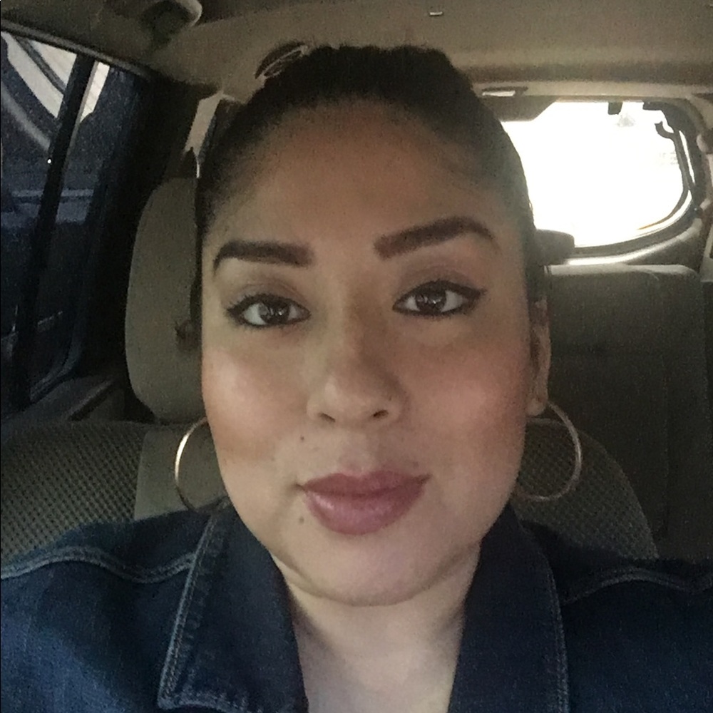 Meet your Posher, Rosalba